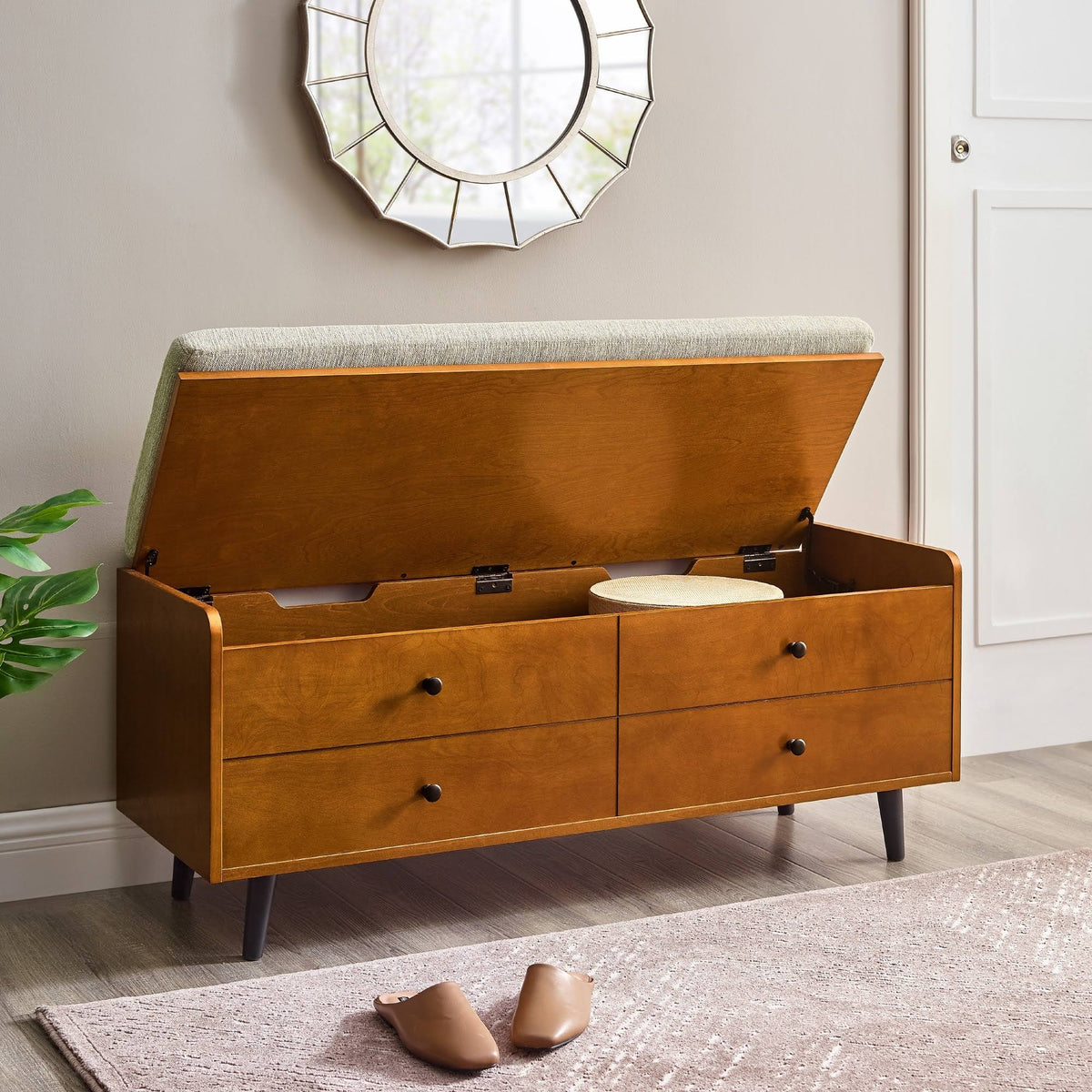Upholstered Storage Bench V115