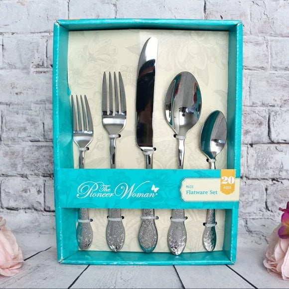 20-Piece Flatware Set J685