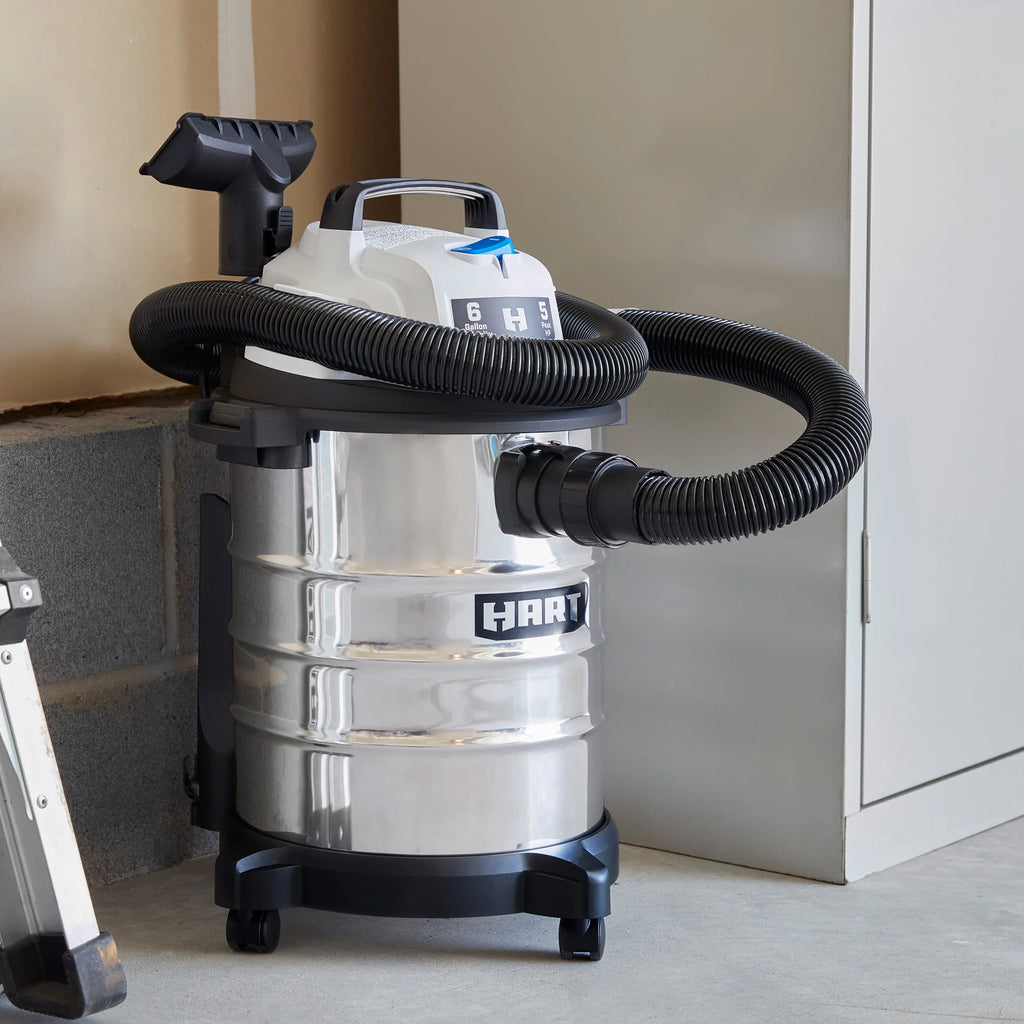 6 Gallon 5 Peak HP Stainless Steel Wet/Dry Vacuum V779