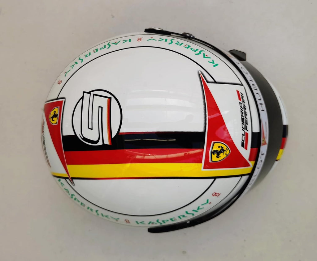 F1 Helmet Y2576