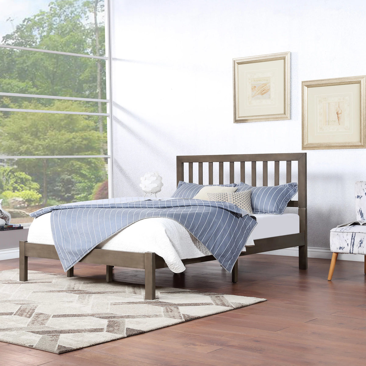 Queen Bed X174