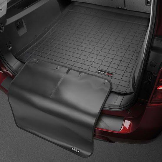 Black Cargo Liner V7328