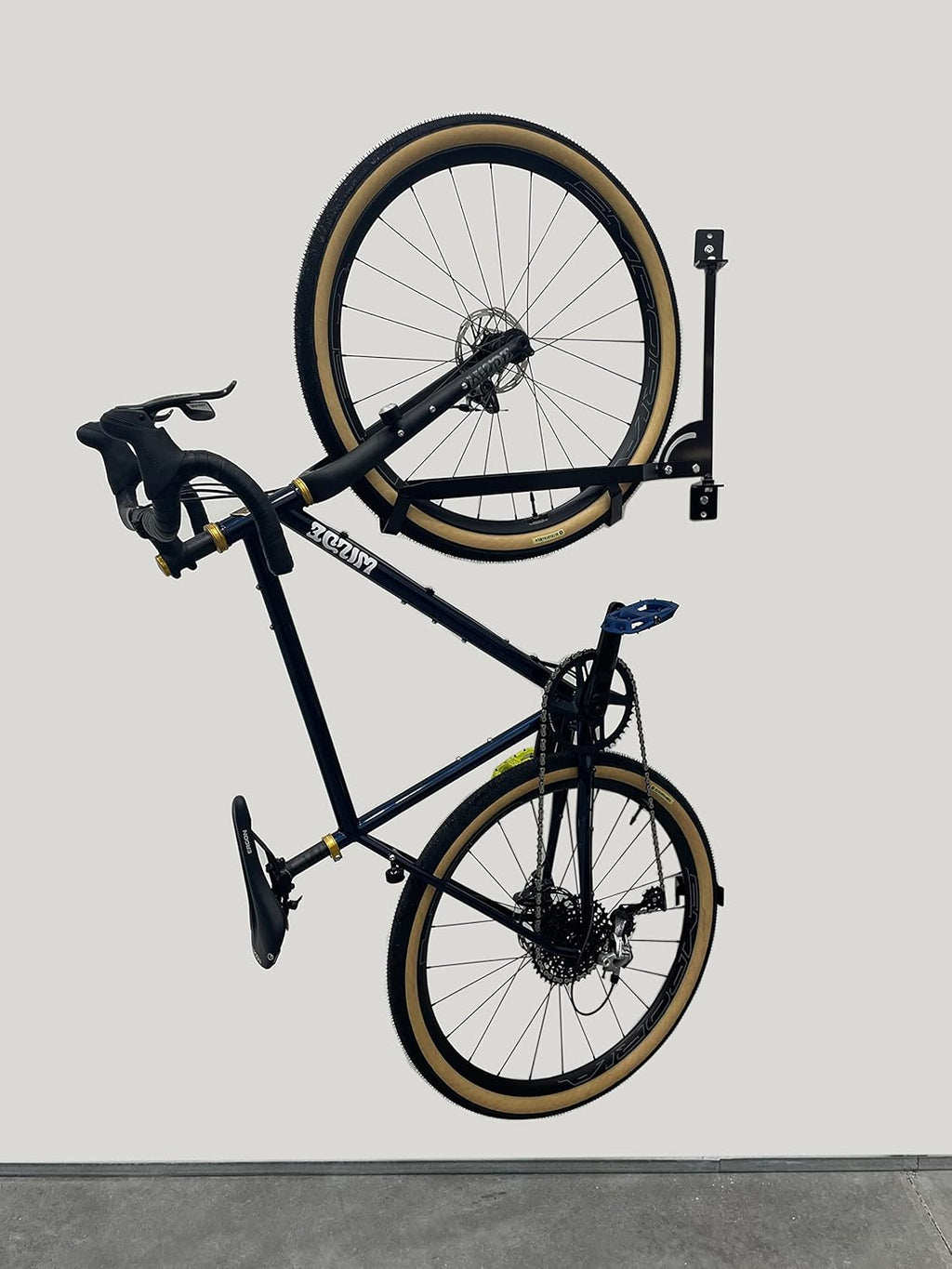Wall Mounted Vertical Bicycle Rack I2684