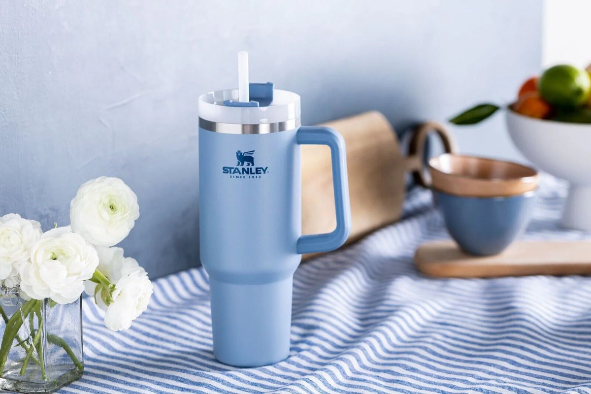 Stainless Steel Vacuum Insulated Tumbler with Lid and Straw 40 oz O2665