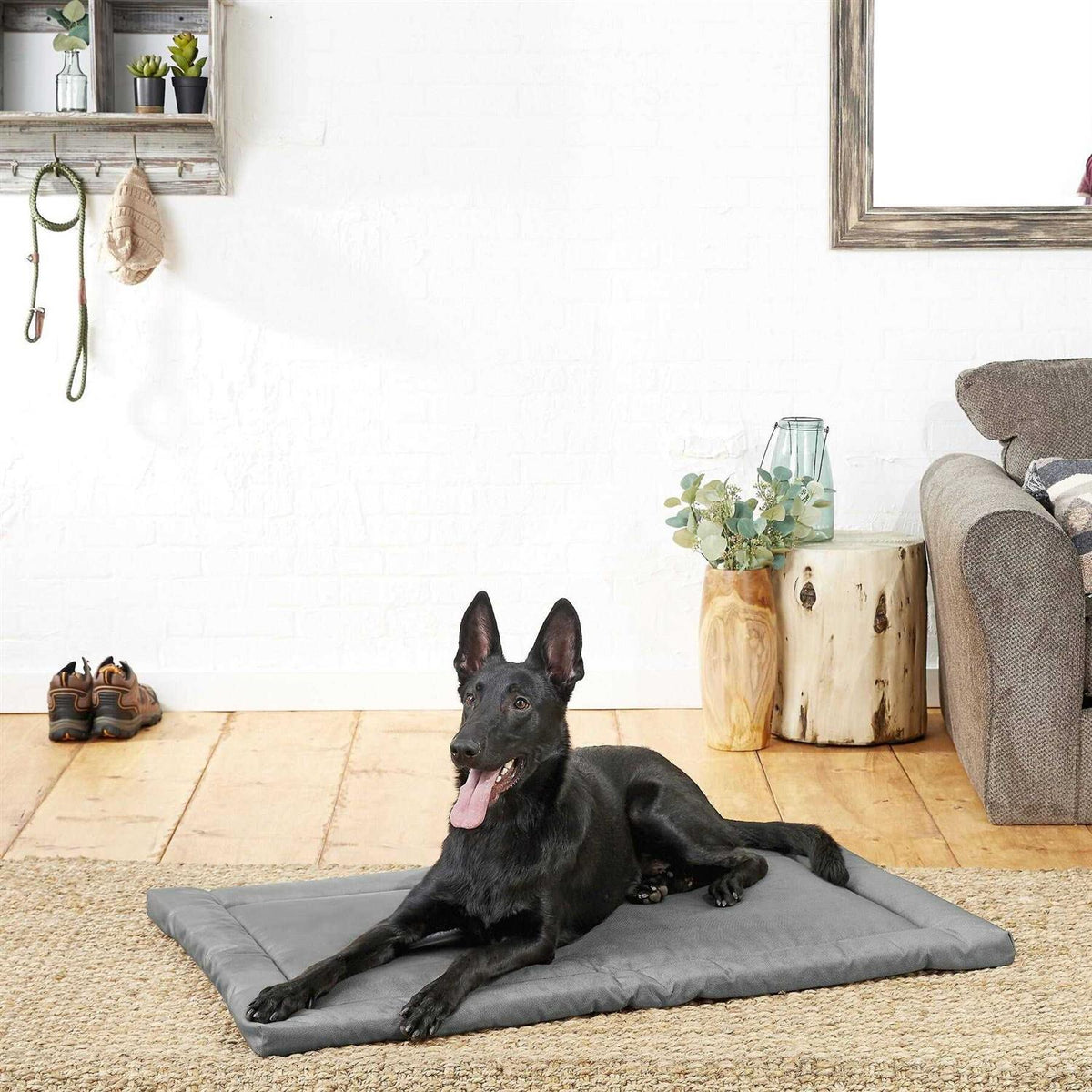 Dog Crate Mat L987480