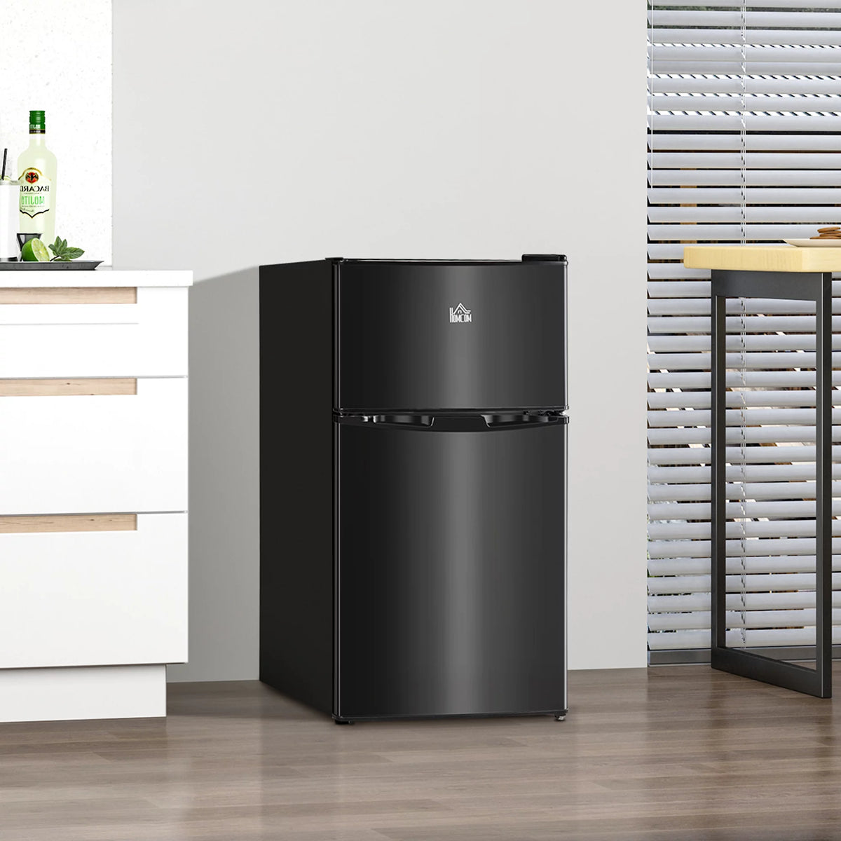 3.2 Cu.Ft Mini Fridge with Freezer L860