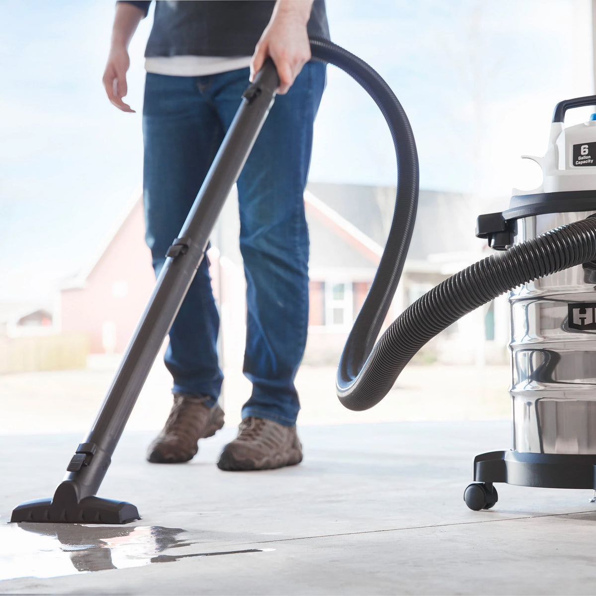 6 Gallon 5 Peak HP Stainless Steel Wet/Dry Vacuum V779