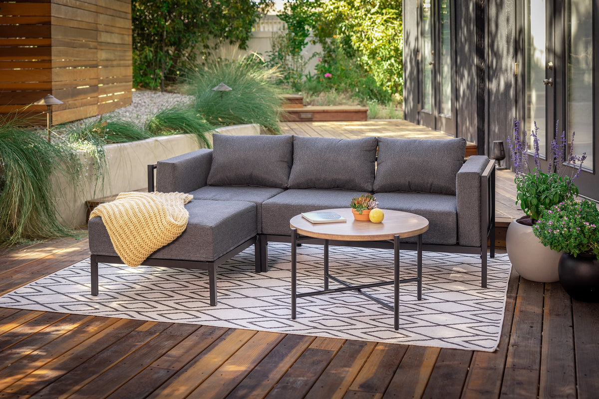 4 Piece Cushion Sectional Set D24785