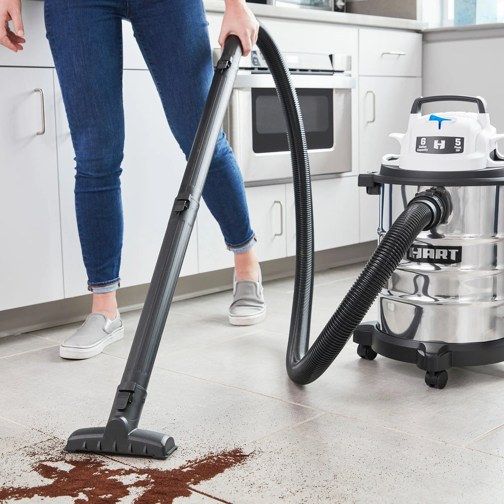 6 Gallon 5 Peak HP Stainless Steel Wet/Dry Vacuum V779